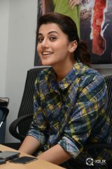 Taapsee Interview About Muni 3 Ganga Movie